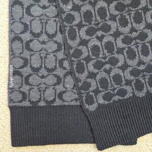 NWOT Coach Signature C Knit Wool Scarf Merino Reversible
